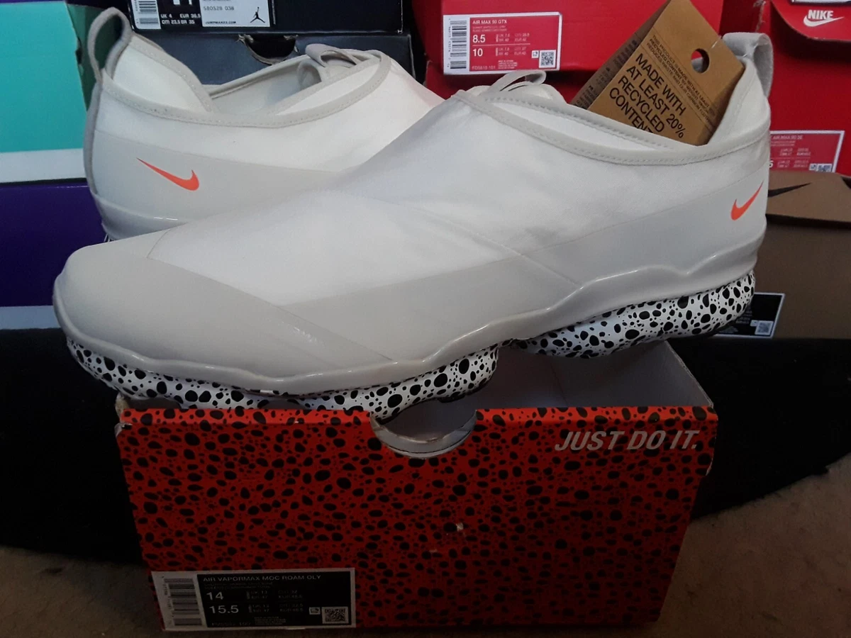 Nike Air VaporMax Moc Roam OLY Safari Sail Men 9 / Women 10.5 Amazon.com | Nike Air Vapormax Moc Roam Men main image 2