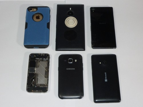 Lotto lavoro 6 cellulari non testati Samsung Sony ecc. - Foto 10 di 10