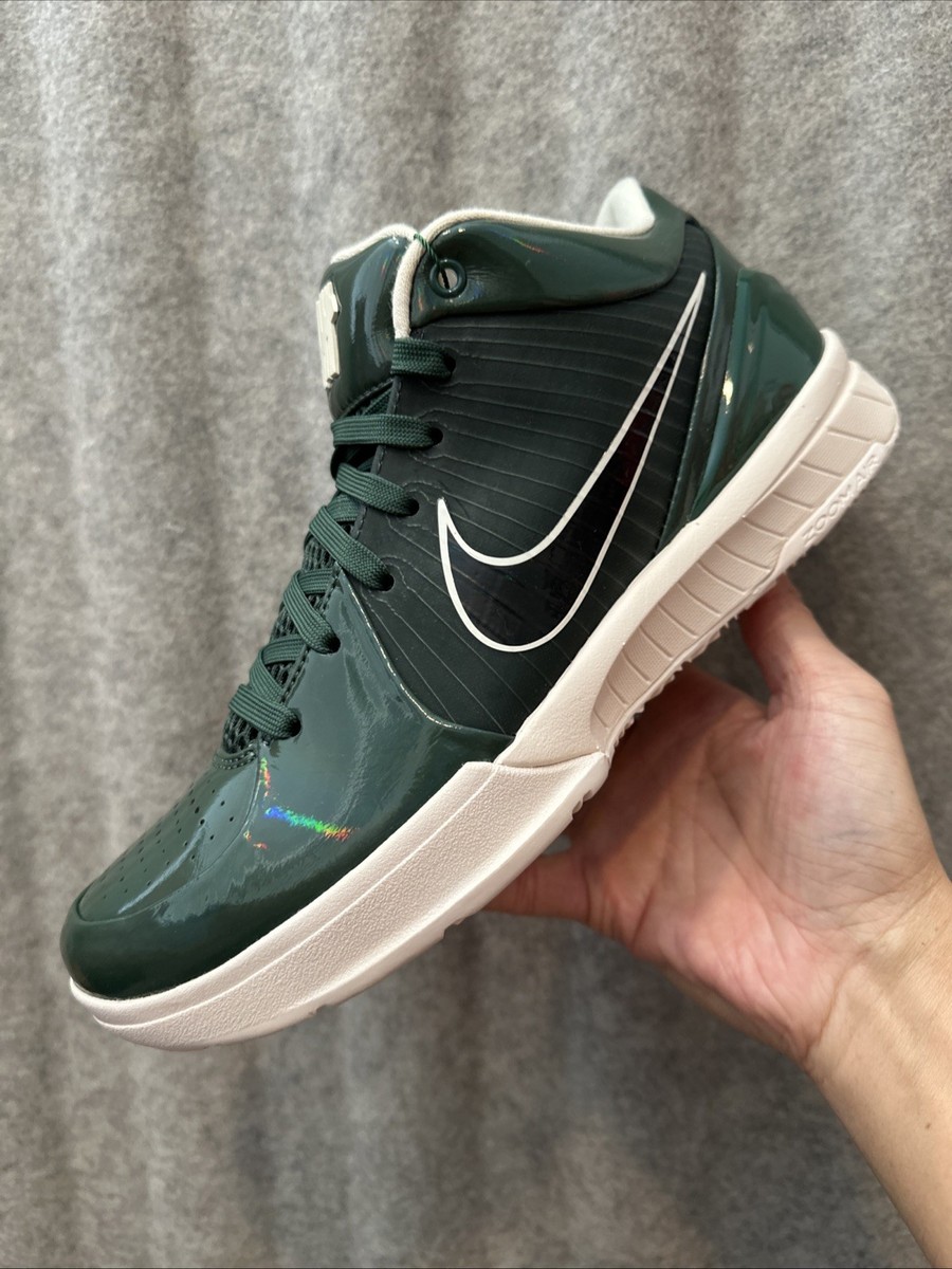 Undefeated x Nike Kobe 4 Protro PE “Milwaukee Bucks Giannis
