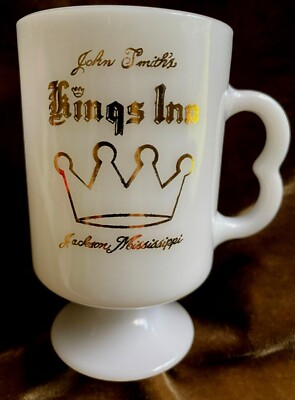 John Smith's Kings Inn ~ Jackson, Mississippi ~ Footed White Glass Mug ~ Mint 
