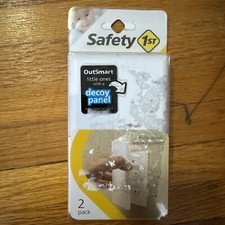 Safety First Outsmart Outlet Shield 2 Pack HS275 Outlet Covers White Decoy Panel