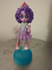 Capsule Chix Loose Doll With Stand