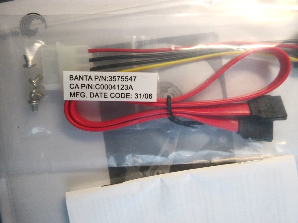 Seagate Serial ATA Hard drive interface cable CD disc utility power screw Lot x2 - Image 3 of 4