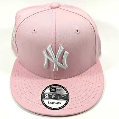 New Era NY Yankees Exclusive Pink Silver Metallic 9FIFTY  display picture 2