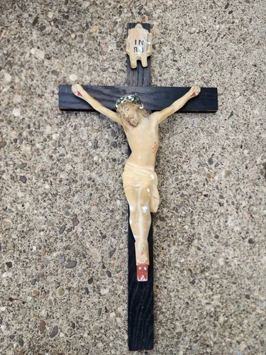 Vintage Large Wooden Crucifix With Chalkware Jesus Wall Hanging 14"x28” INRI