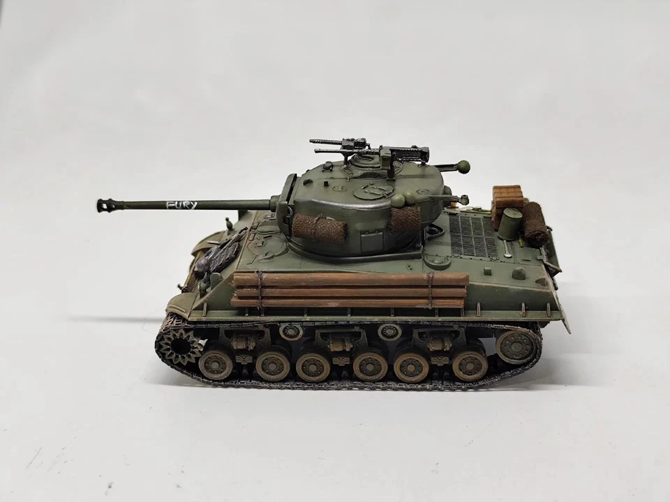 1/72 Sherman Tank M4A3E8 Tank Model - Image 2 of 4
