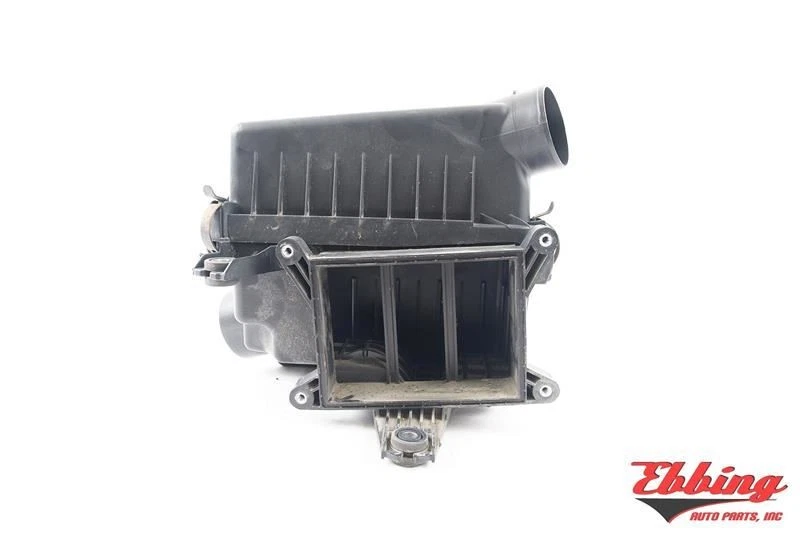 Air Cleaner Assembly 1.6L AT FWD 4 Cylinder Fits 2007-2011 Hyundai Accent 689792 - Image 4 of 4