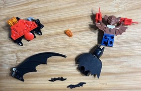 LEGO Batman II DC #76011 - Man-Bat Attack, Not Complete w/2 Minifigures & manual