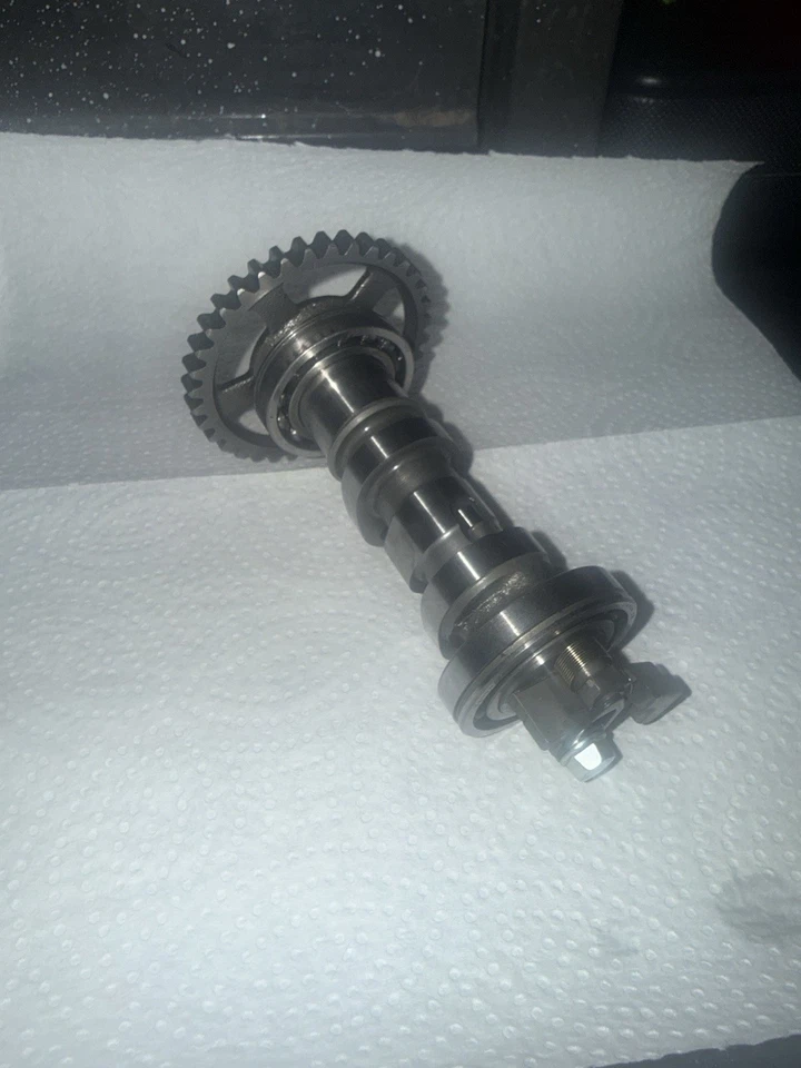 04-p9 Honda Crf 250r Camshaft With Decompression Mechanism - Image 3 of 4