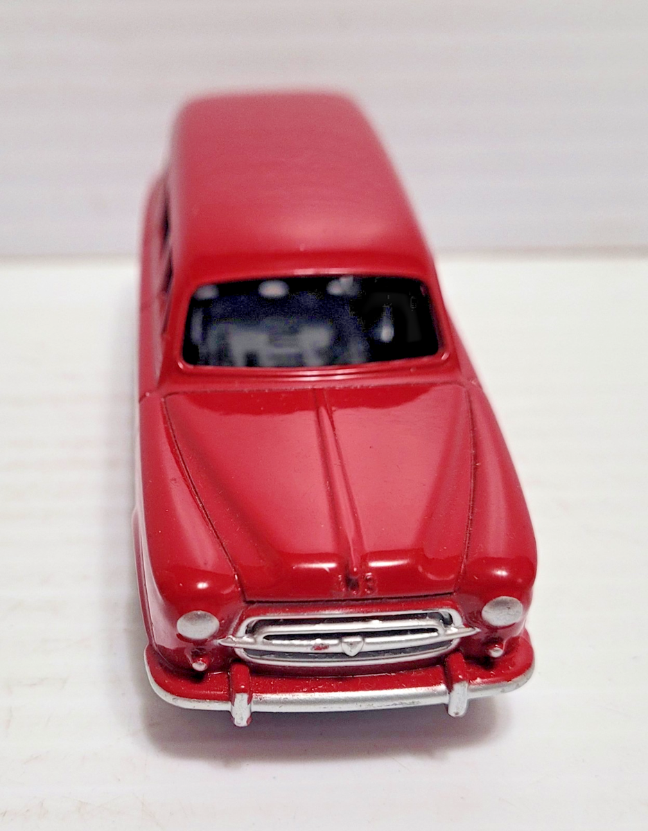 Dinky Toys – Voiture Peugeot 403 U5 Miniature échelle 1:200, Fabrication Française D'occasion