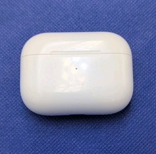 Apple AirPods Pro 2 USB-C Charging Case A2968 READ Description 