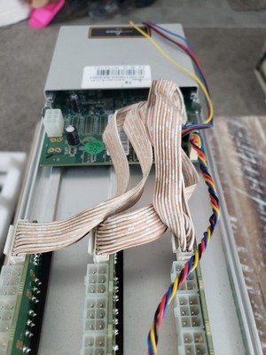 Bitmain Antminer T9 11.5TH/s Bitcoin ASIC Miner SHA-256