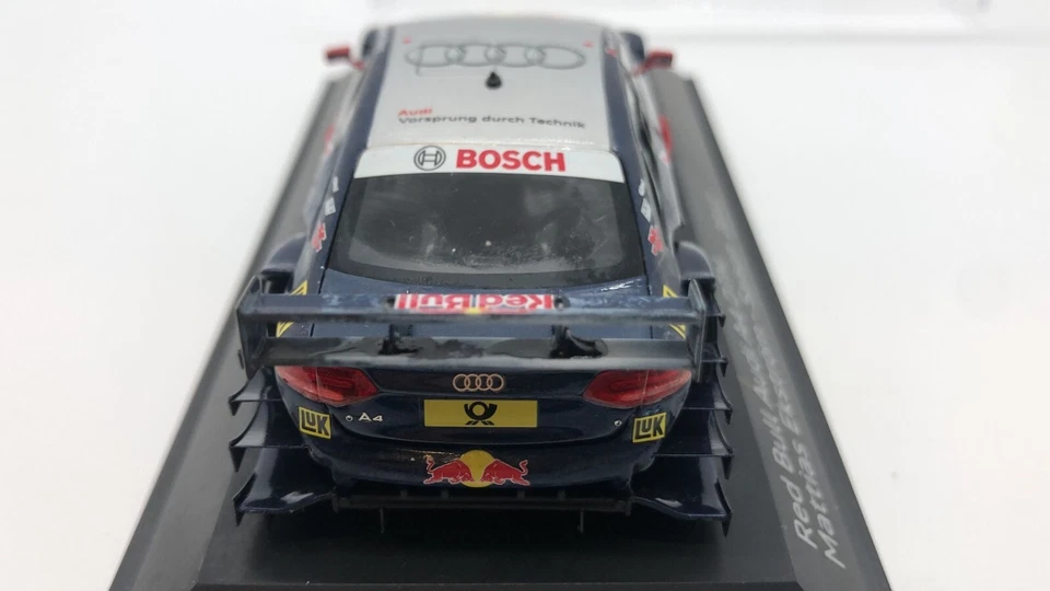 Spark RED BULL AUDI A4 DTM MATTIAS EKSTROM - SAISON 2010 scala 1:43 - Immagine 4 di 4