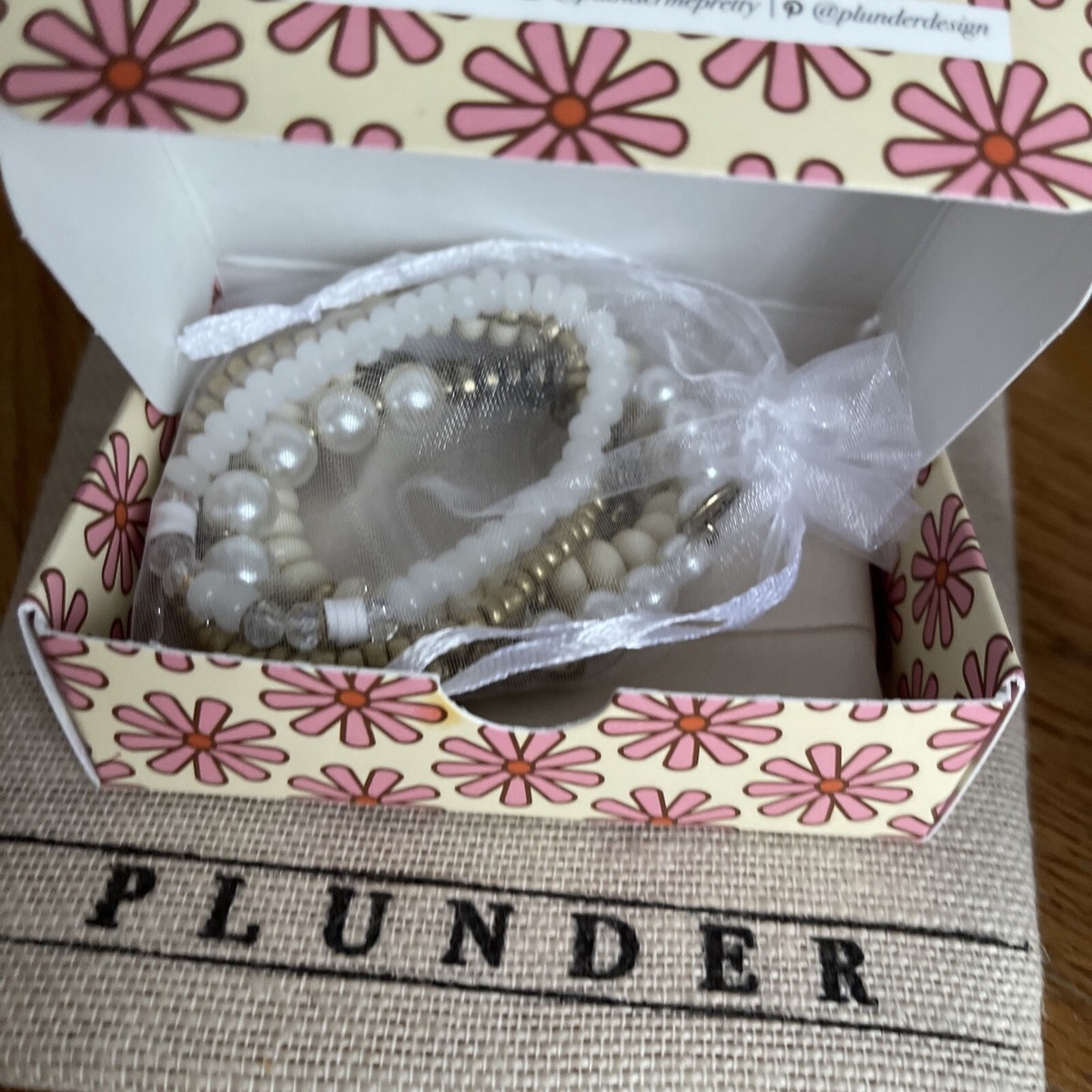 Plunder Design Trendy Fashion Jewelry Multi Gold White 