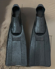 Intex Fins Full Foot Snorkel Swim Recreation Flippers Black Mens Size US 8 - 11