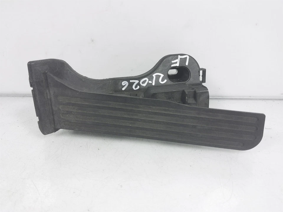 Pedal acelerador de gasolina Volkswagen Beetle 2015 1K1-723-503-Ar Foto 2 de 4