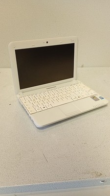 Medion Akoya E1210 Laptop mit Intel Atom - als Ersatzteilspender (R16 1132)ko