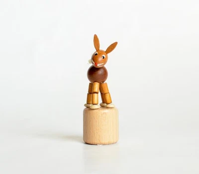JAN STEPHANI RÄUCHERMANN STUBE Holzspielzeug Wackelfigur Hase Höhe=8,5cm NEU Spielzeug Wackeln Wackeltier
