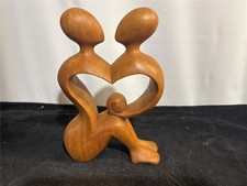 Novica Collection Wirata sculpture en bois en forme de coeur couple Evania Dale