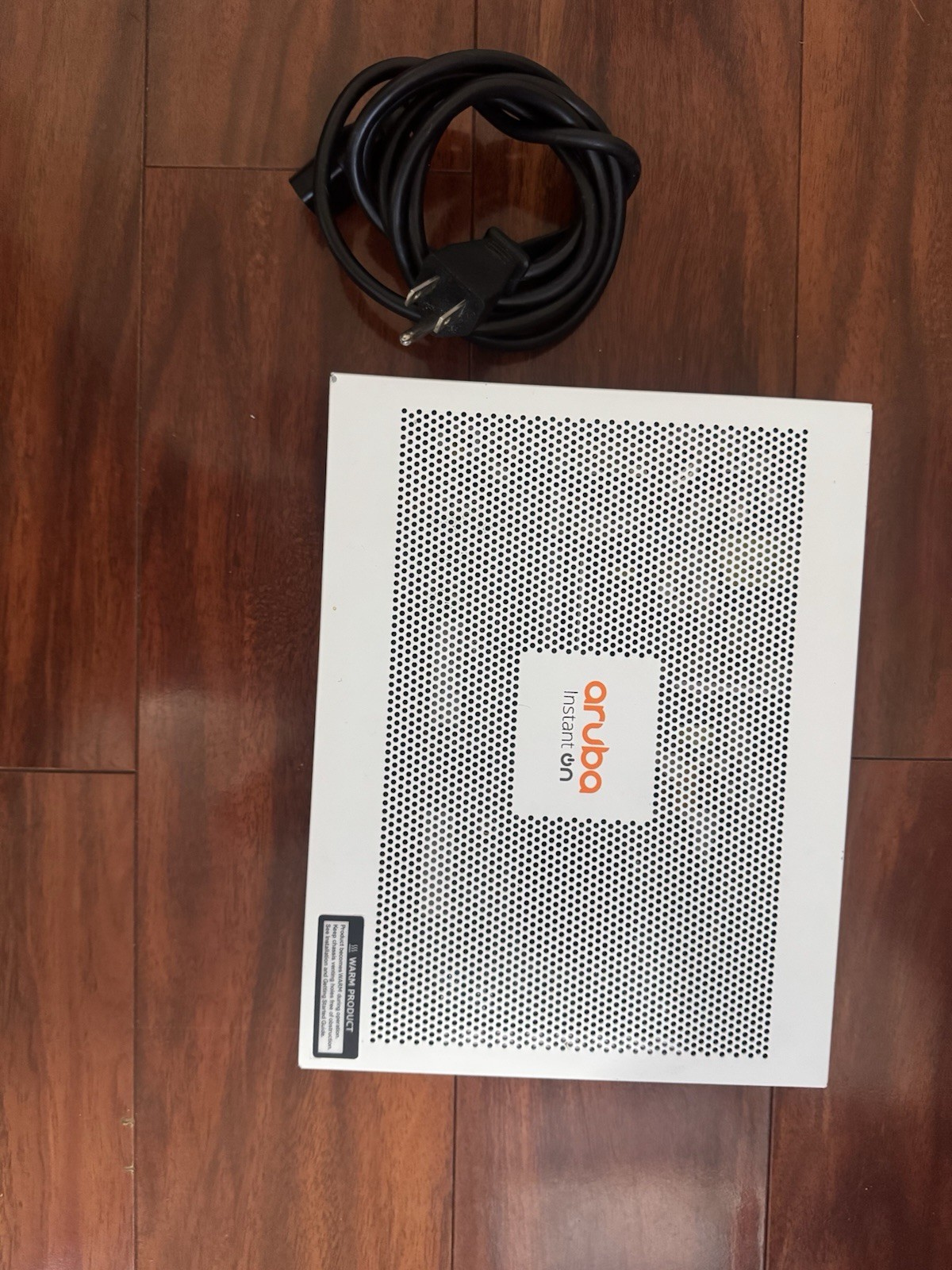 Aruba Instant On 1830 8-Port Gb Smart Switch Model JL811