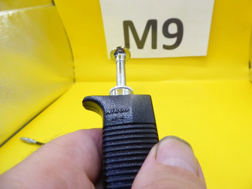 Nikon AR-4 Double Cable Release Dual Release for Macro Bellows VGC WORKING 100% - Image 3 of 3