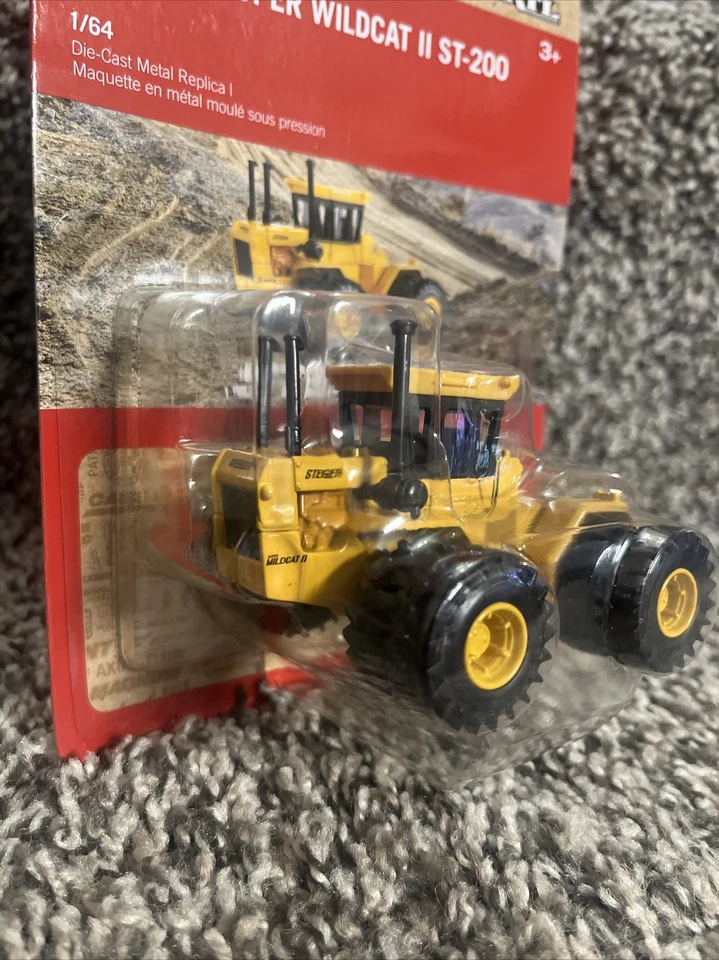2023 ERTL 1:64 CASE IH Steiger Super Wildcat II ST-200 Tractor w/DUALS NEW!!! - Image 2 of 3