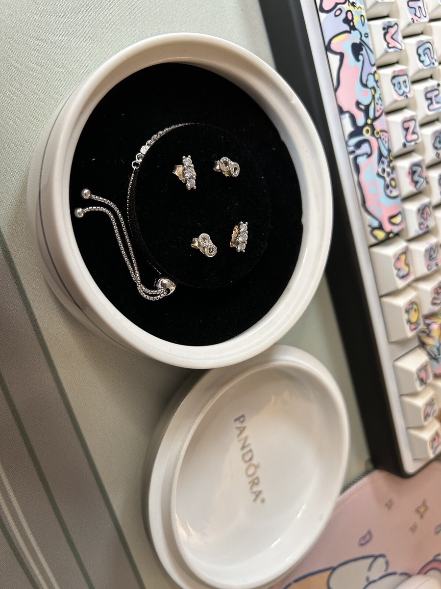 PANDORA Gift set Stud EARRINGS Sparkling bracelet with ceramic