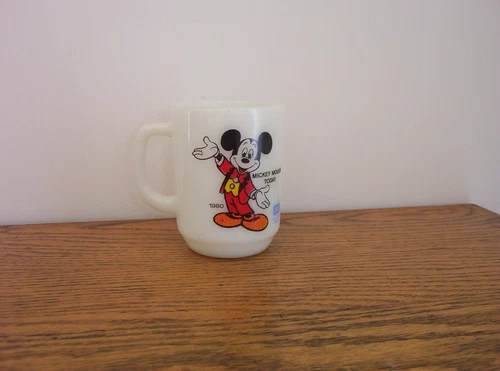 Vintage Disney Pepsi 1980 Mickey Mouse Today Milk Glass Coffee Cup Made in USA