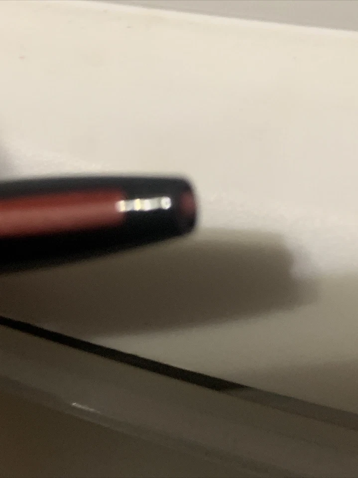 MODELS PREFER LIP LINER PENCIL self-sharpening Backstage Bordeaux .01oz Red Tone - Image 4 of 4