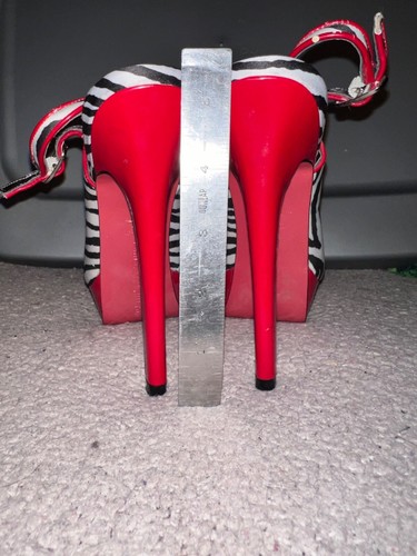 Paris Hilton patent leather zebra print and red high heels size 5.5 - Picture 7 of 7