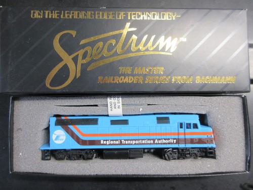 SPECTRUM HO F40PH RTA DIESELLOK angetrieben #87011 | Zustand: Used