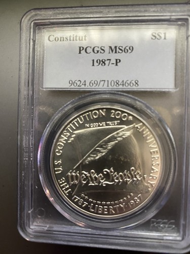 1987-S $1 Constitution Uncirculated Coin - Picture 1 of 2