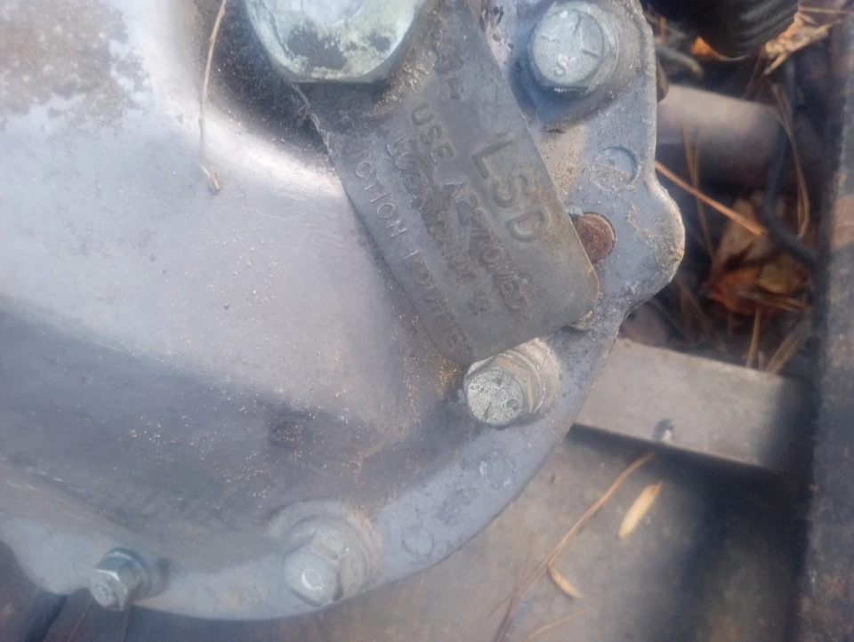 2004 Pontiac GTO Rear Differential Parts - Image 2 of 4