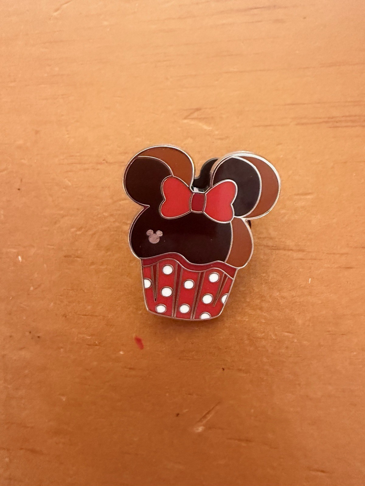 2025 Disneyland Parks Minnie Mouse Cupcake Treat Hidden Disney Wave B Pin