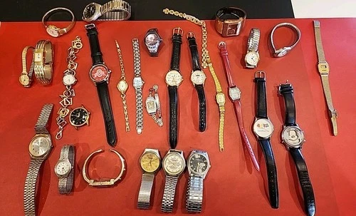 VINTAGE WATCH LOT DISNEY WRANGLER TIMEX PULSAR SHARP NELSONIC