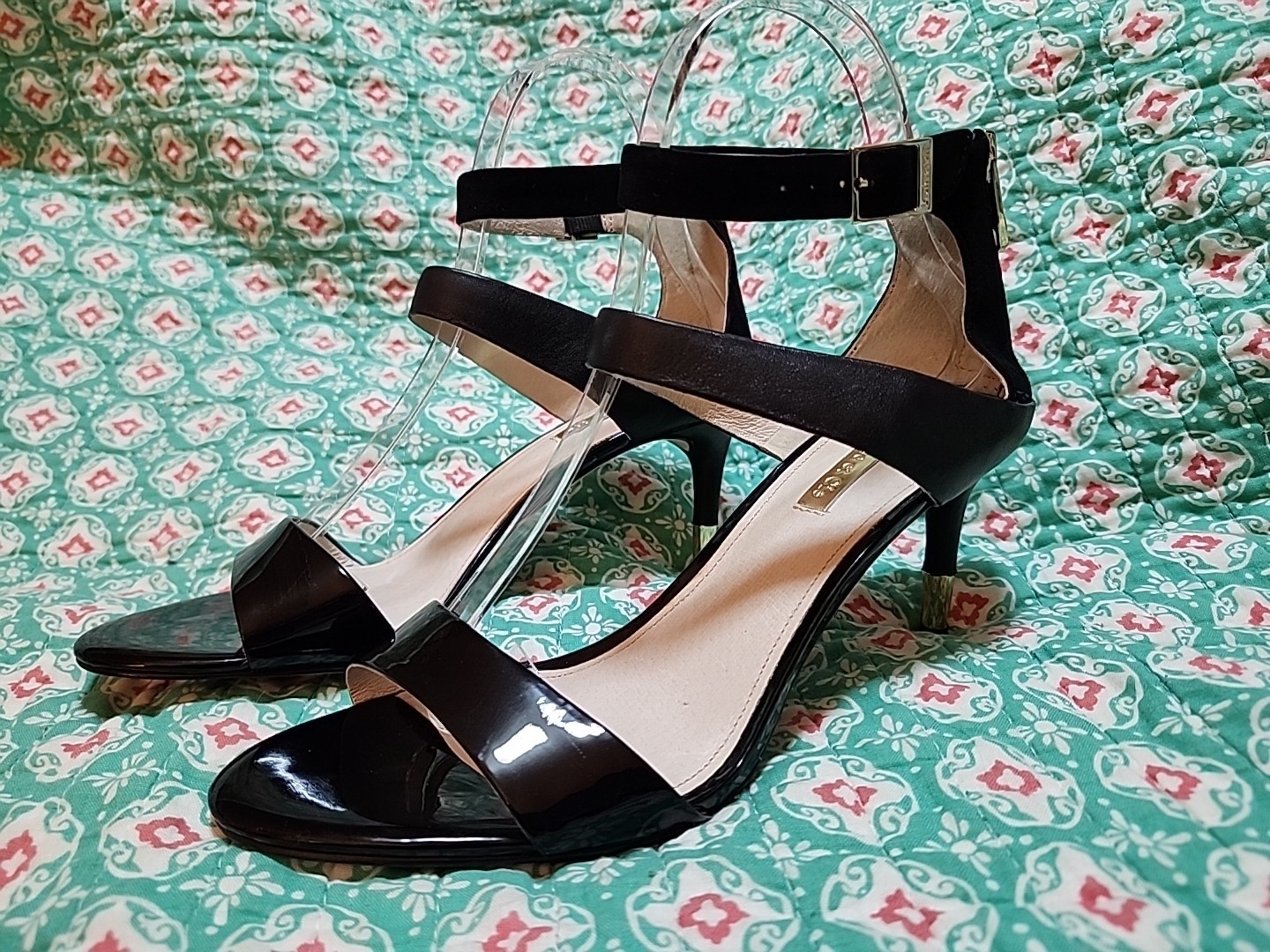 Louise et Cie Lo-Kiet Black Leather Strappy Stiletto Heels Size 7.5M EUC