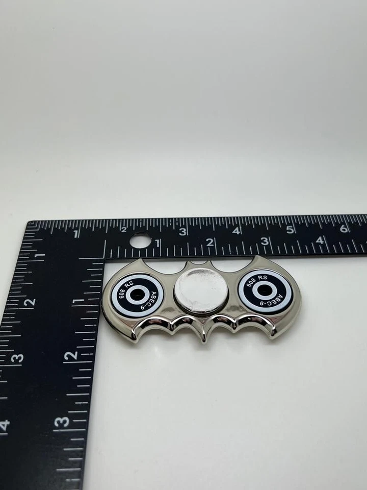 gadget de moda FIDGET SPINNER plateado estilo BATMAN aliviar la ansiedad estrés autismo Foto 4 de 4