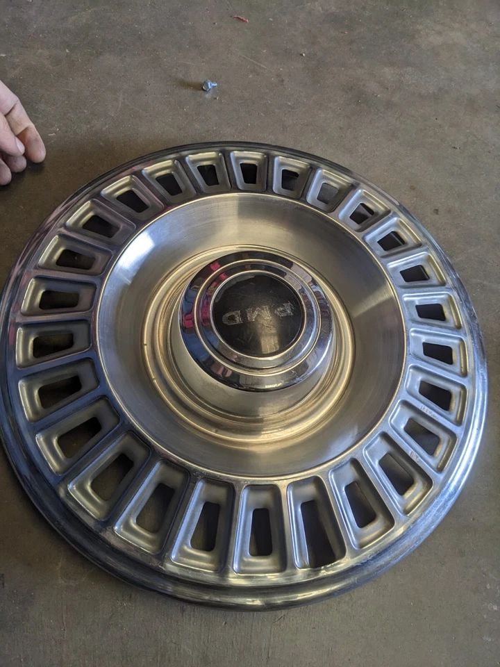 Cubierta de rueda tapacubos Catalina Bonneville Executive 1967-1972 OEM 1967-1972 Pontiac PMD Foto 4 de 4
