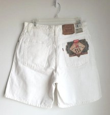 NWT New Vintage Women s Levi s 551 White High Waist Mom Jean shorts USA Size 14