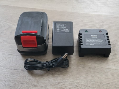 #ad Master Mechanic 134459 Ni Cad BATTERY CHARGER 12 Volt amp; Battery TESTED $24.53