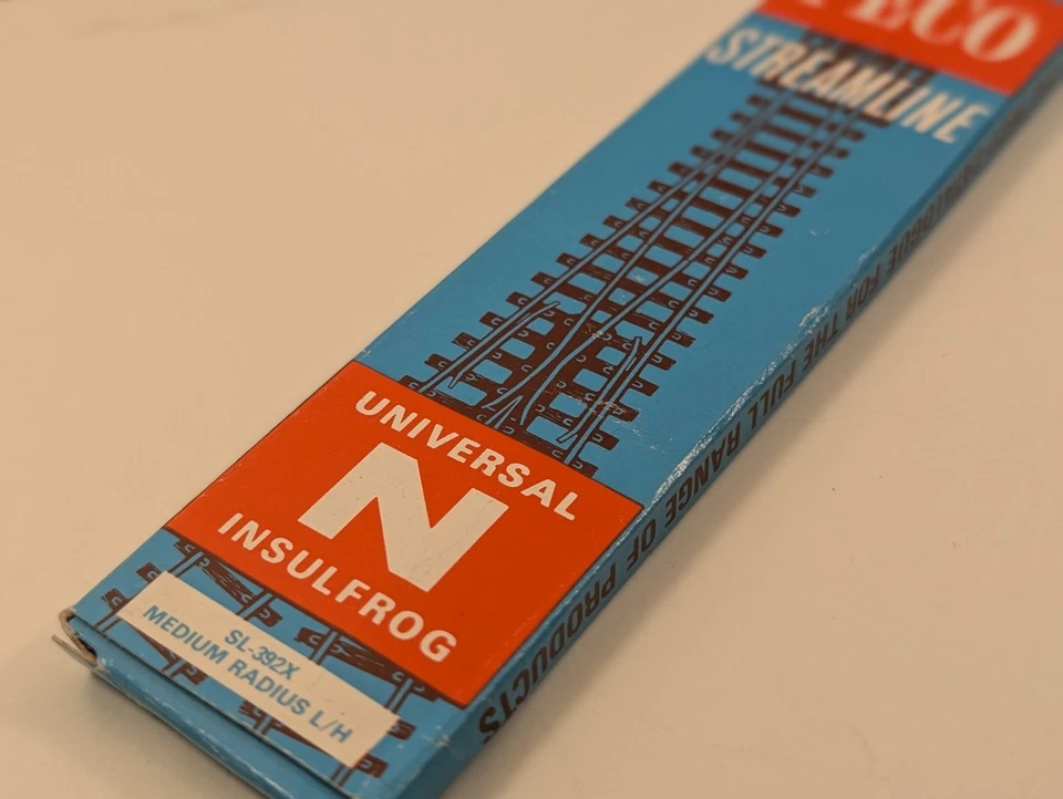 Peco Streamline N Gauge Insulfrog Turnout & Crossing Set - Image 4 of 4