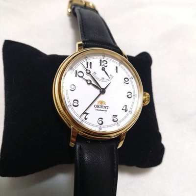 ORIENT Monarch Skelettuhr mit Handaufzug aus Japan