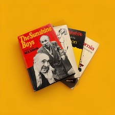 Vintage Lot of 4 NEIL SIMON Plays All HCDJ BCE Plays from the ‘70s, Random House