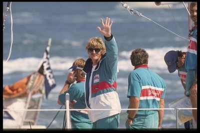 Peter Blake the skipper of Steinlager II salutes the crowd at the - Old Photo