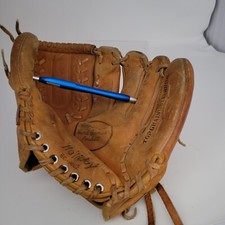 Vintage Holiday 60-1682 Leather Profesional Model Mitt/glove RHT For