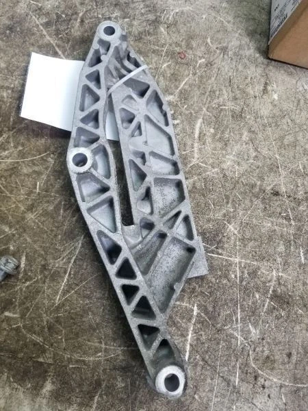 Chevrolet Impala 2014-2018 3,6 L V6 motor soporte montaje 13227756 W Foto 4 de 4