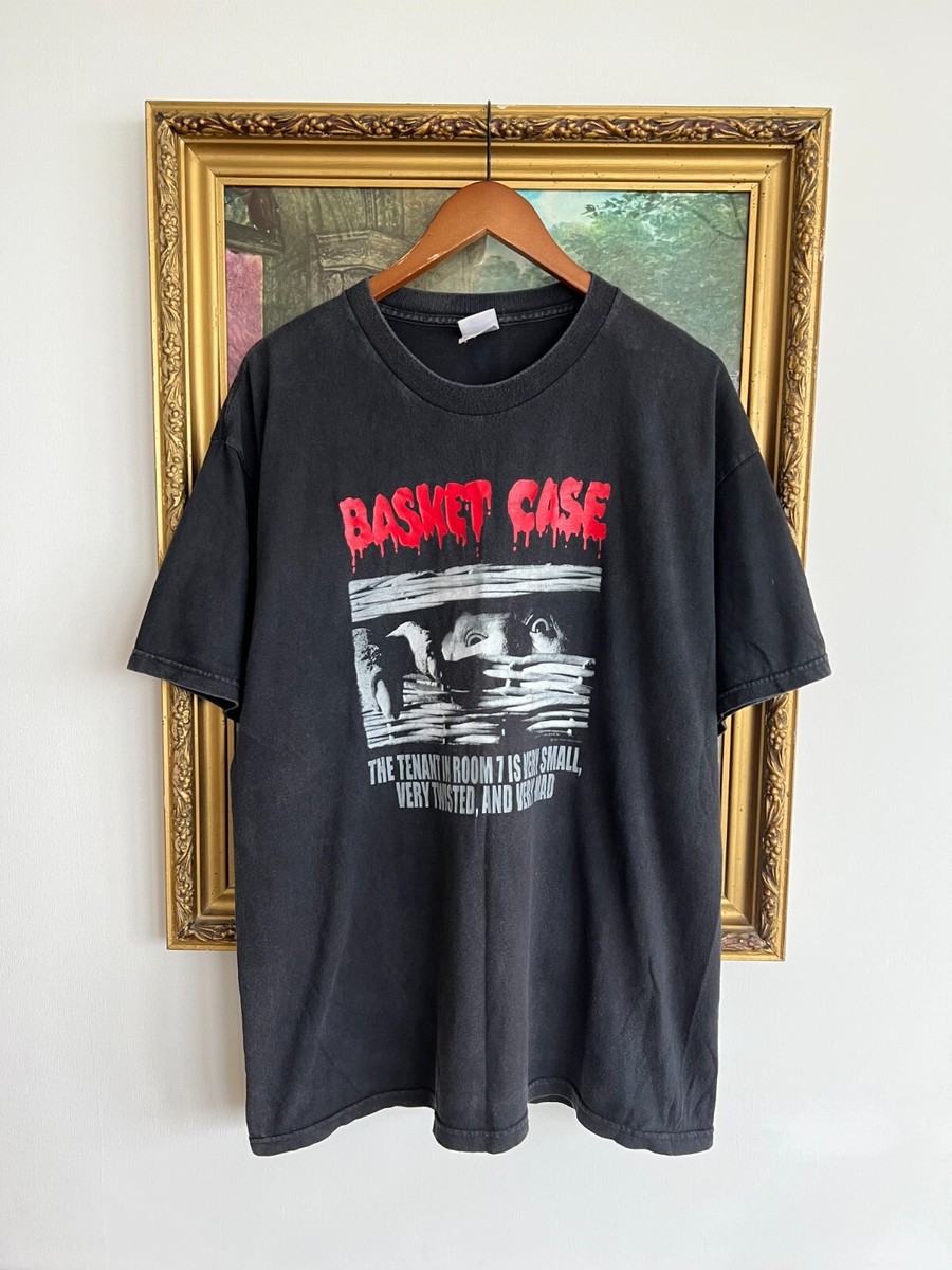 Vintage 2000s Basket Case Horror Movie Reprint 1981 T-shirt