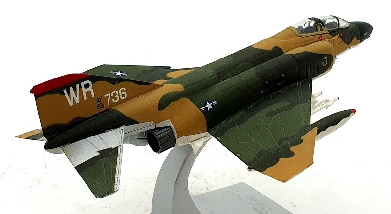 Corgi 1/72 Scale AA33218 - McDonnell F-D Phantom USAFE RAF Suffolk 1970 - Image 2 of 4