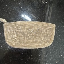 Vintage Beaded Ivory Coin Purse for Eveningwear Cream Color Elegant Accessory