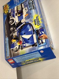 LEGO CITY: Cement Mixer (7990) Complete with minifigure, instructions